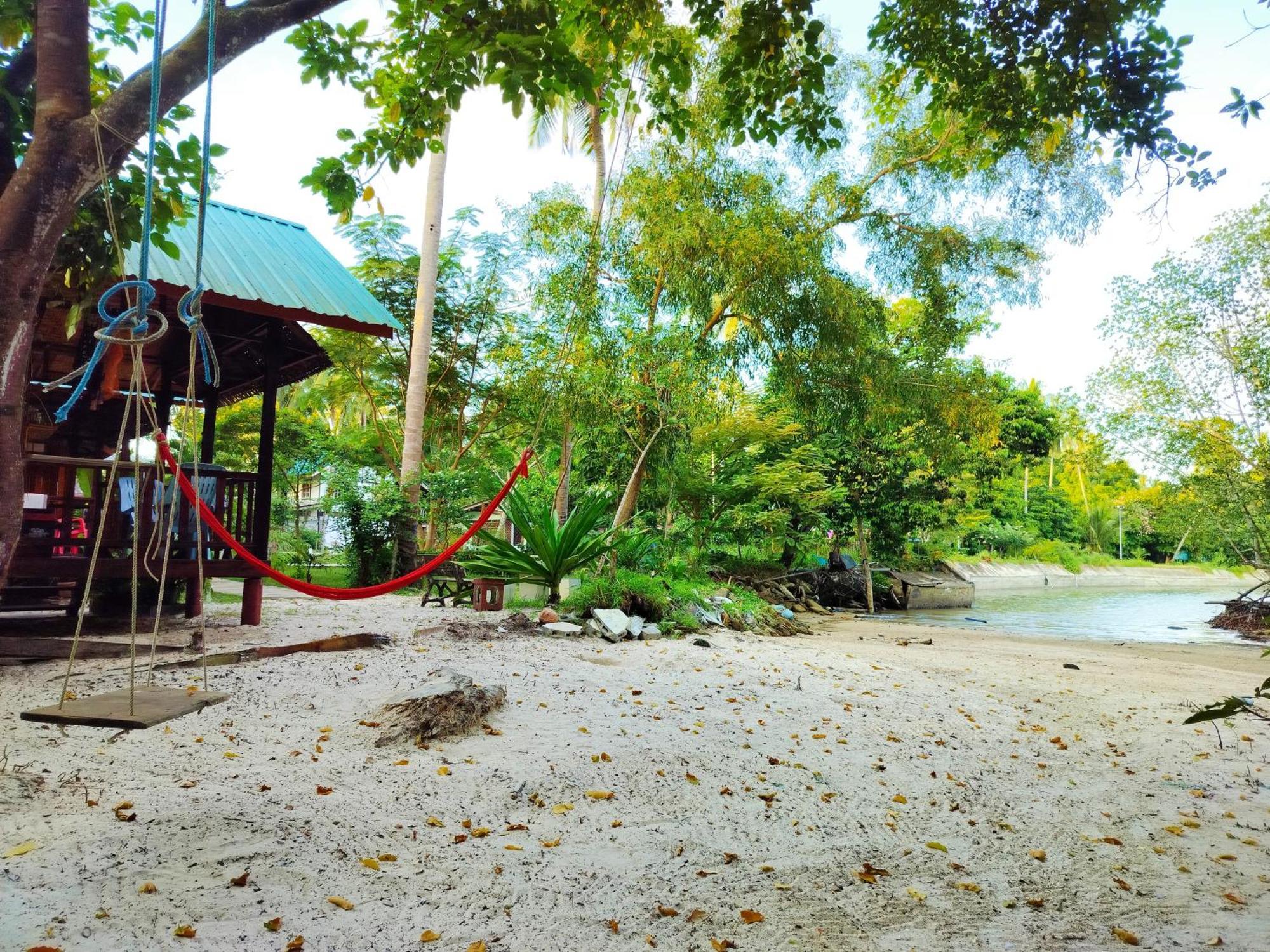 Kohmook Happy Time Bungalow Koh Mook Exterior photo