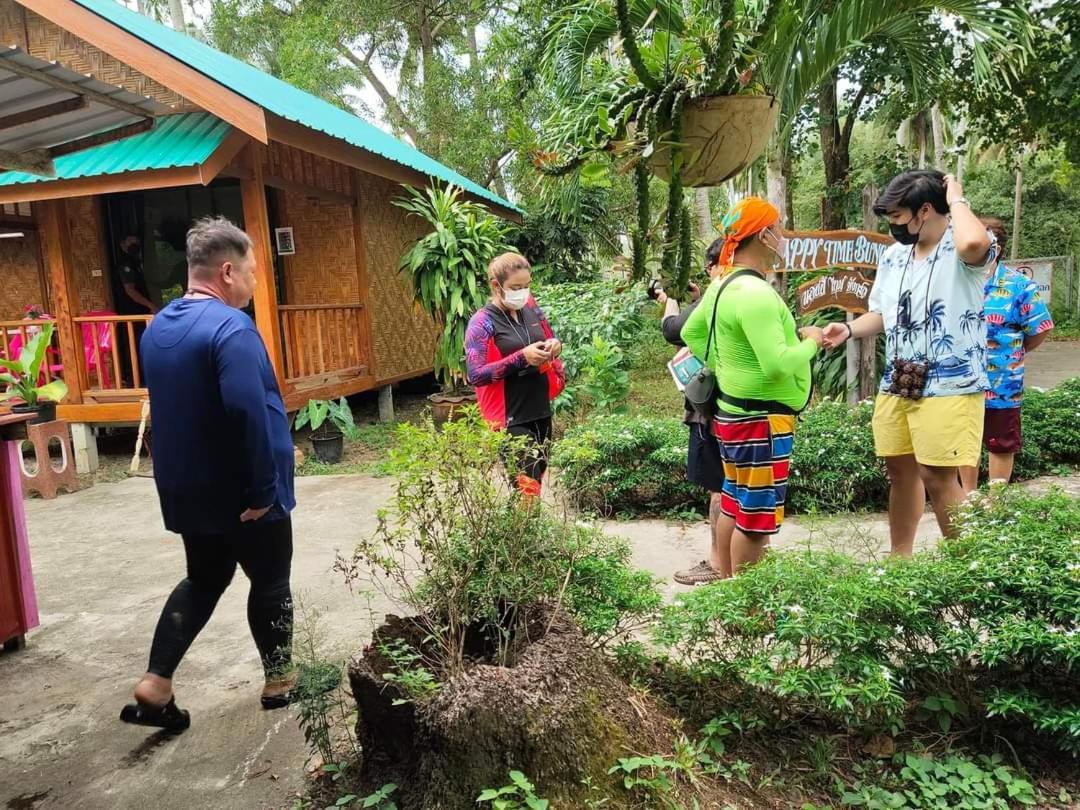Kohmook Happy Time Bungalow Ko Mook Exterior photo